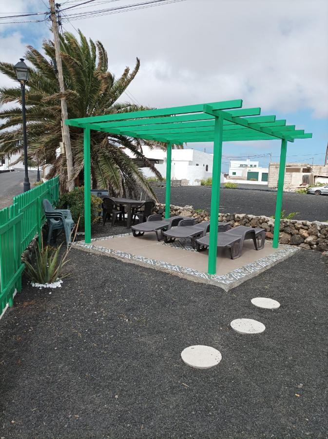 Апартаменты Casa Antonia Reyes, A La Sombra De Famara Муньике Экстерьер фото