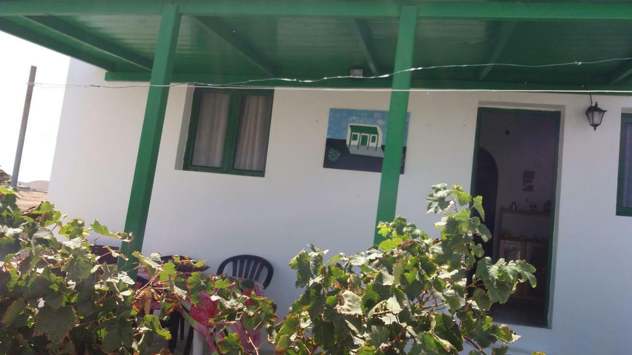 Апартаменты Casa Antonia Reyes, A La Sombra De Famara Муньике Экстерьер фото